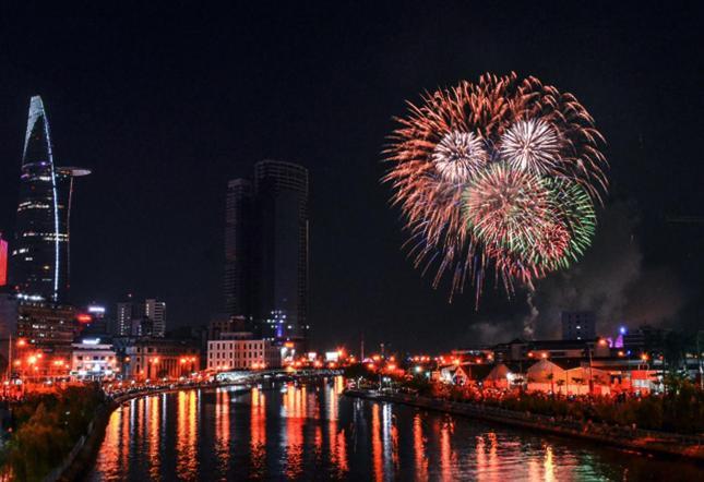 Can Ho Rivergate Quan 4 Thành Pho Ho Chí Minh Esterno foto